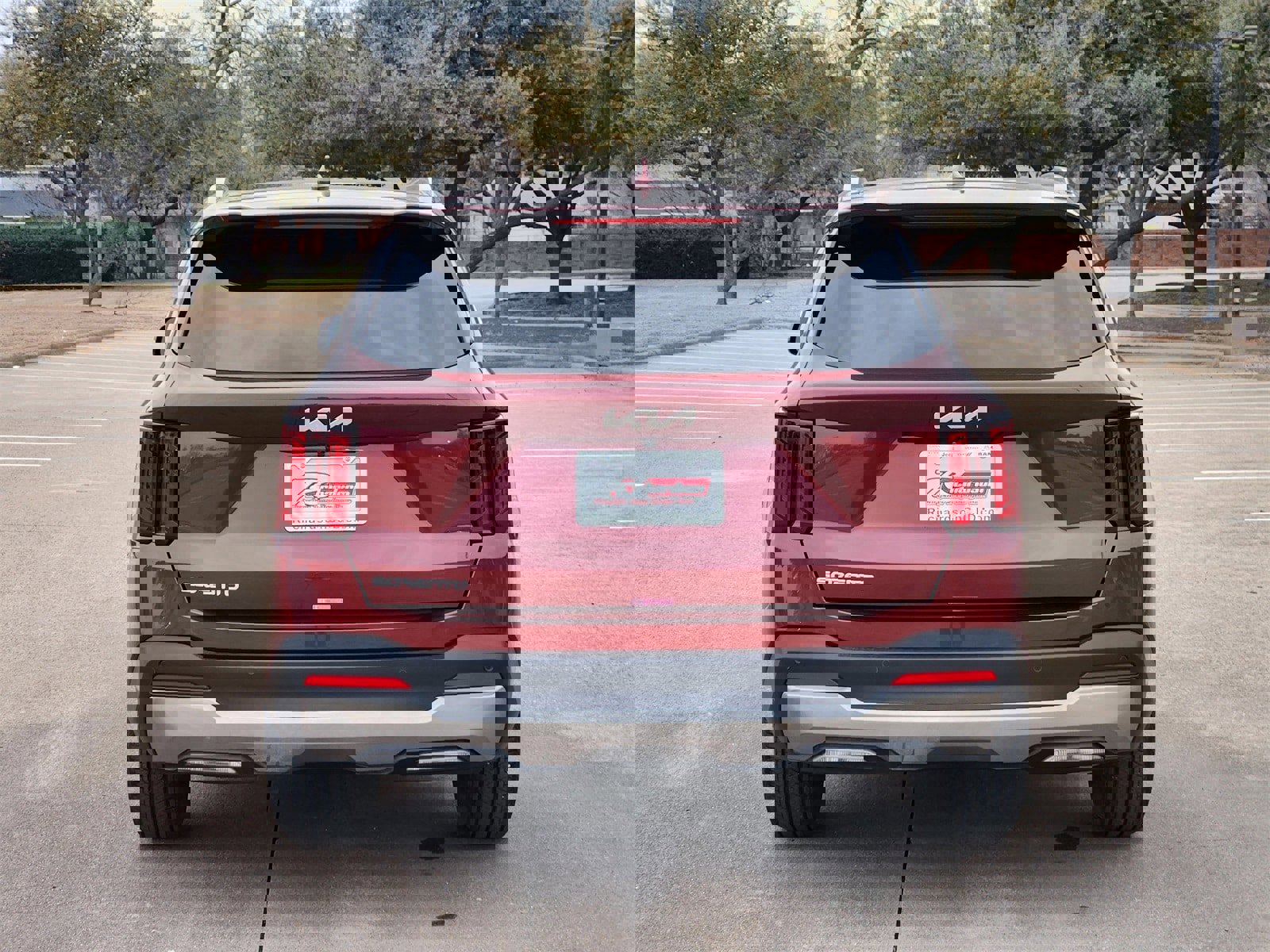 Used 2025 Kia Sorento S w/ Panoramic Sunroof Package image 7