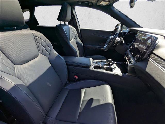 Used 2024 Lexus RX 350h w/ Convenience Package image 20