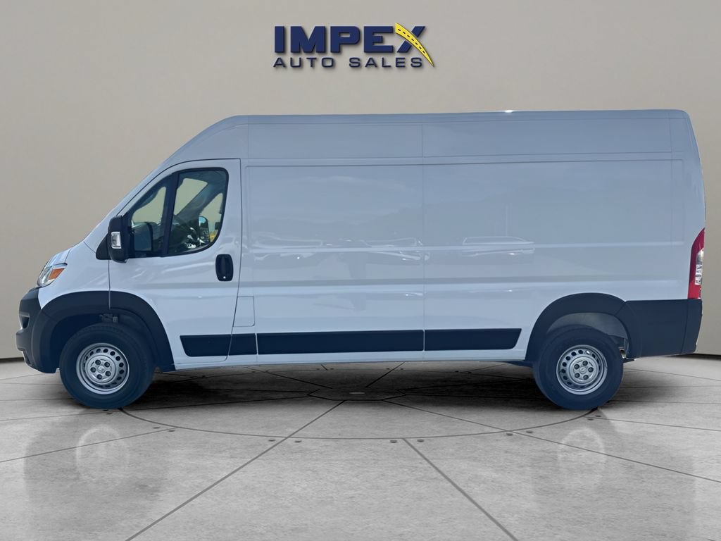 Used 2026 RAM ProMaster 2500 w/ Convenience Group FWD image 2