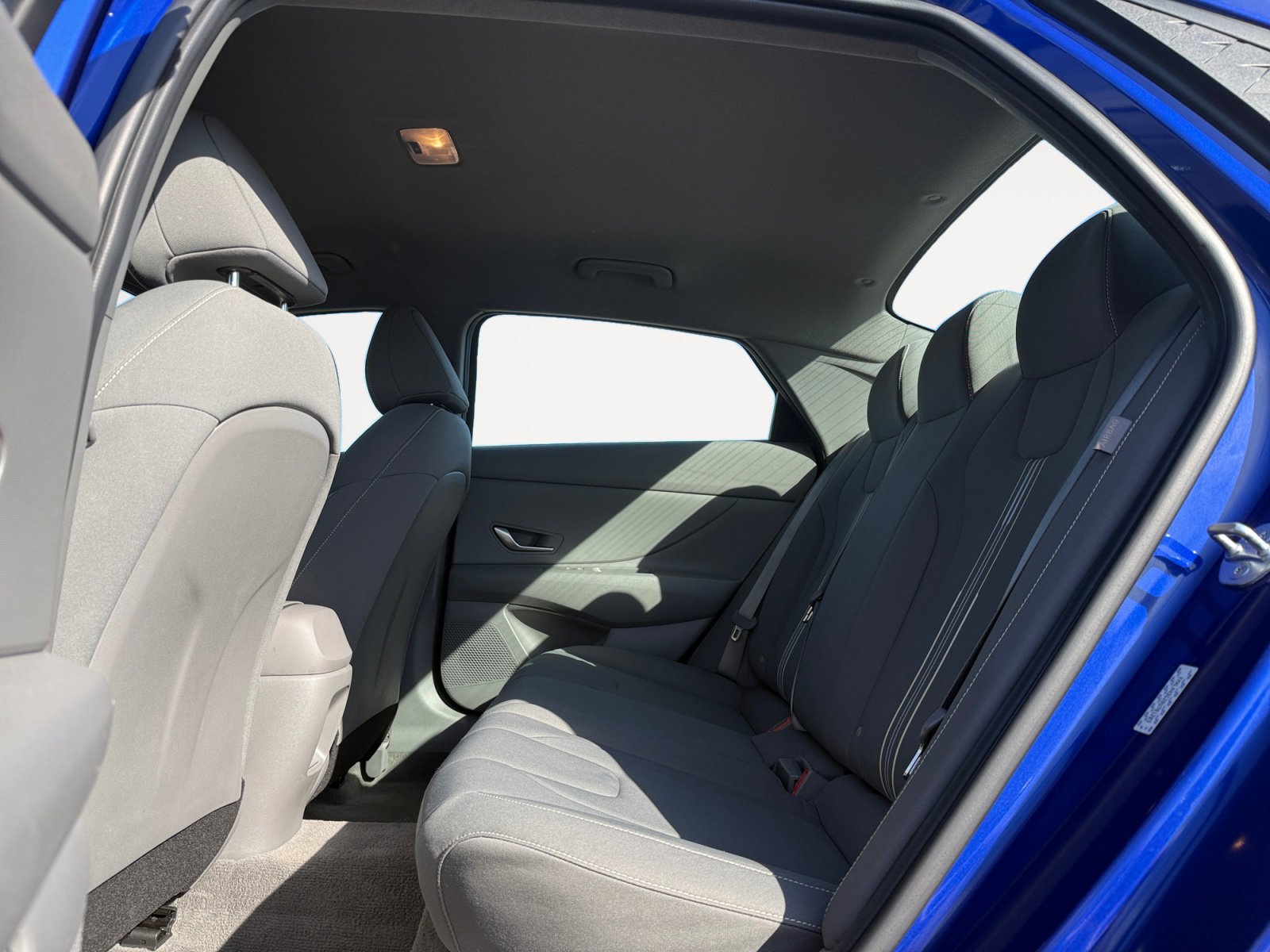 Used 2024 Hyundai Elantra SEL FWD image 13