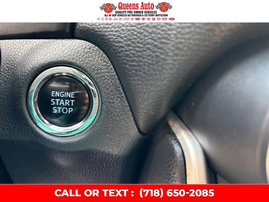 Used 2019 Toyota RAV4 XLE w/ All Weather Liner Package AWD/4WD image 40