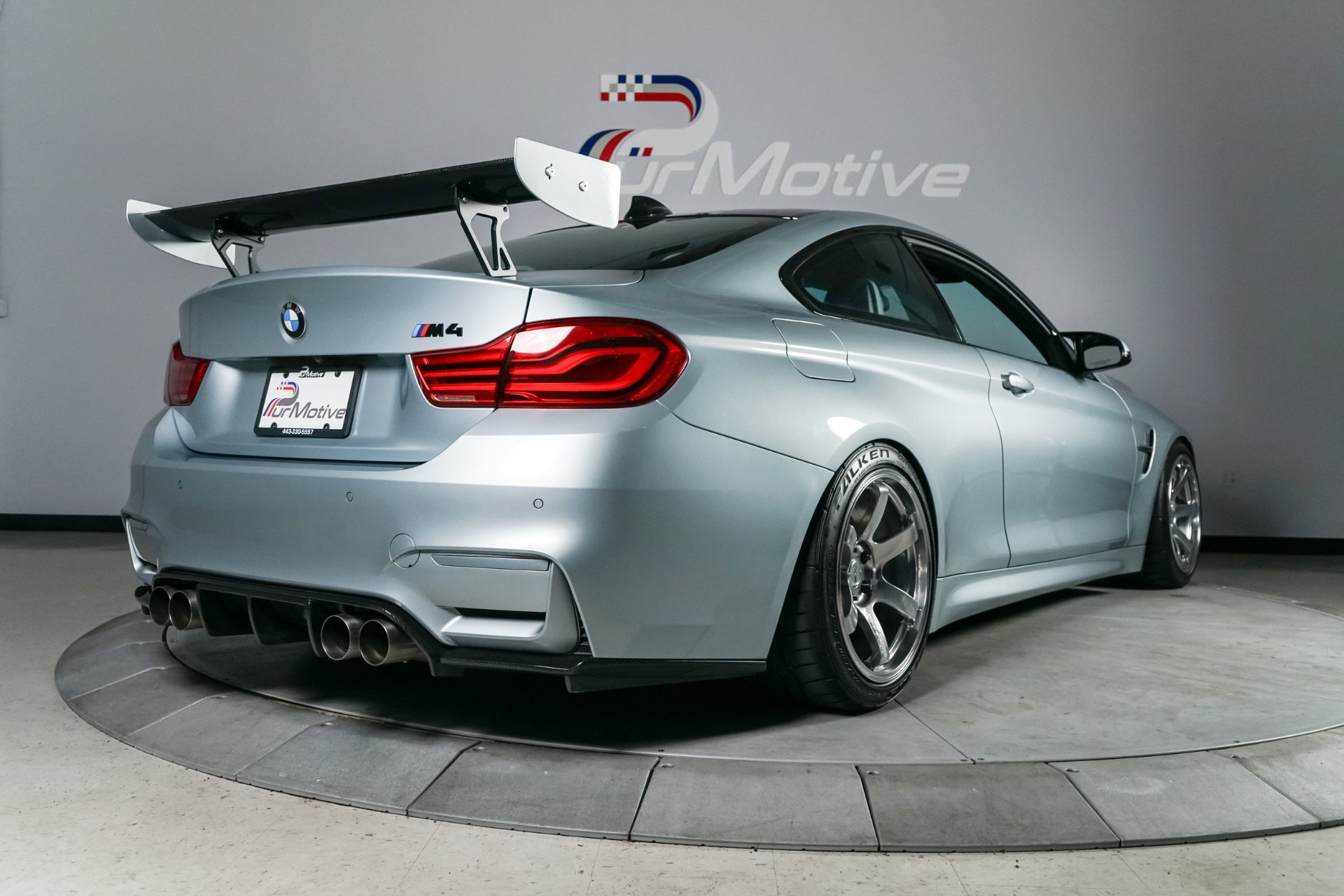 Used 2015 BMW M4 Coupe RWD image 9