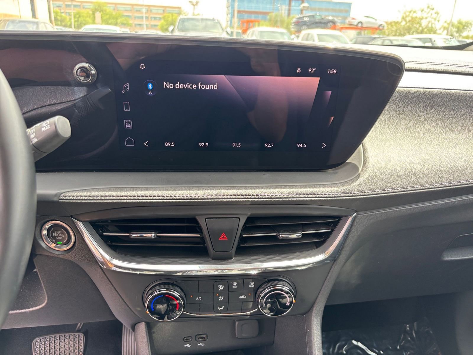 Used 2025 Buick Encore GX Preferred FWD image 17