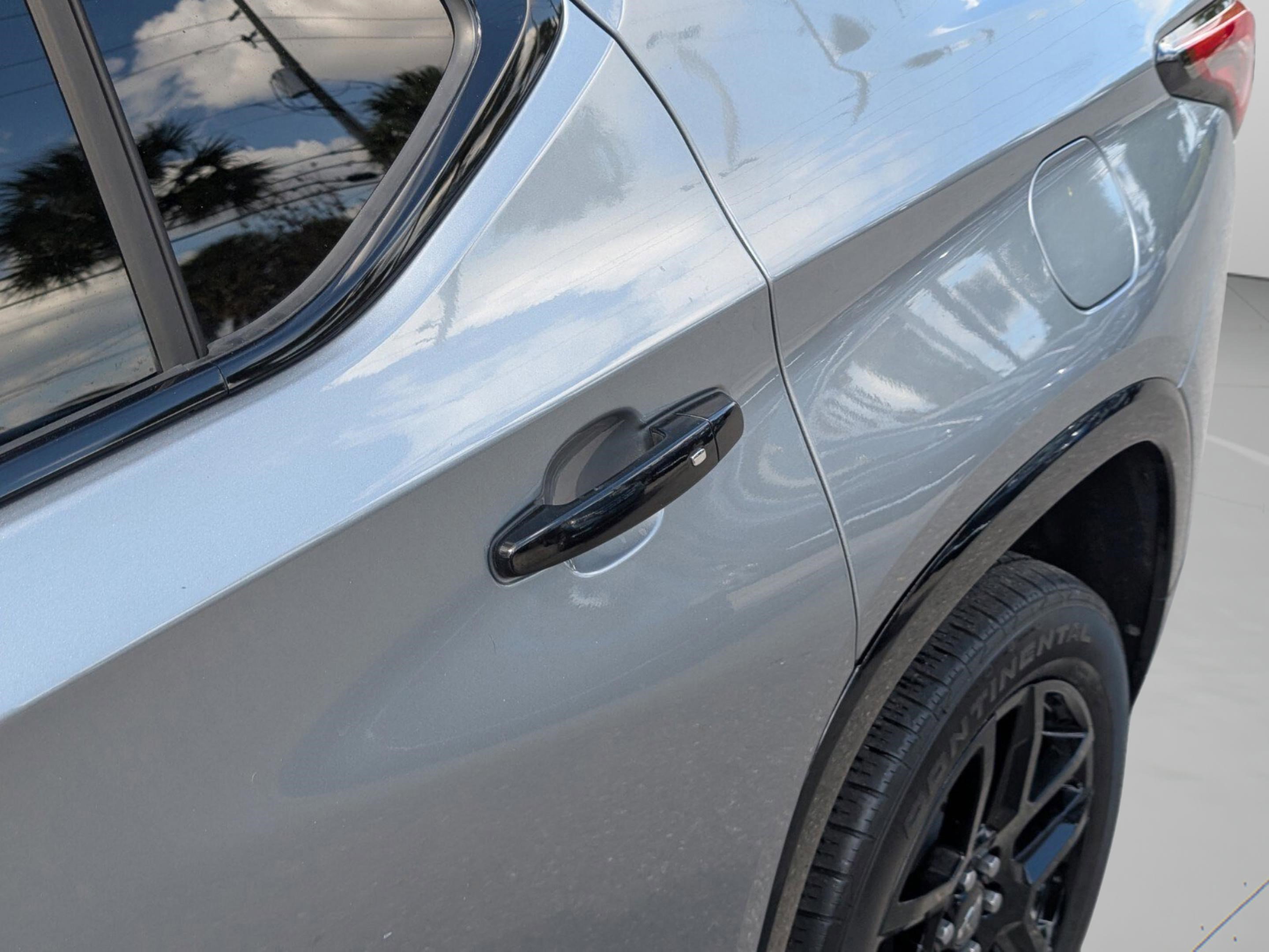 Used 2024 Chevrolet Traverse Premier w/ Redline Edition image 30