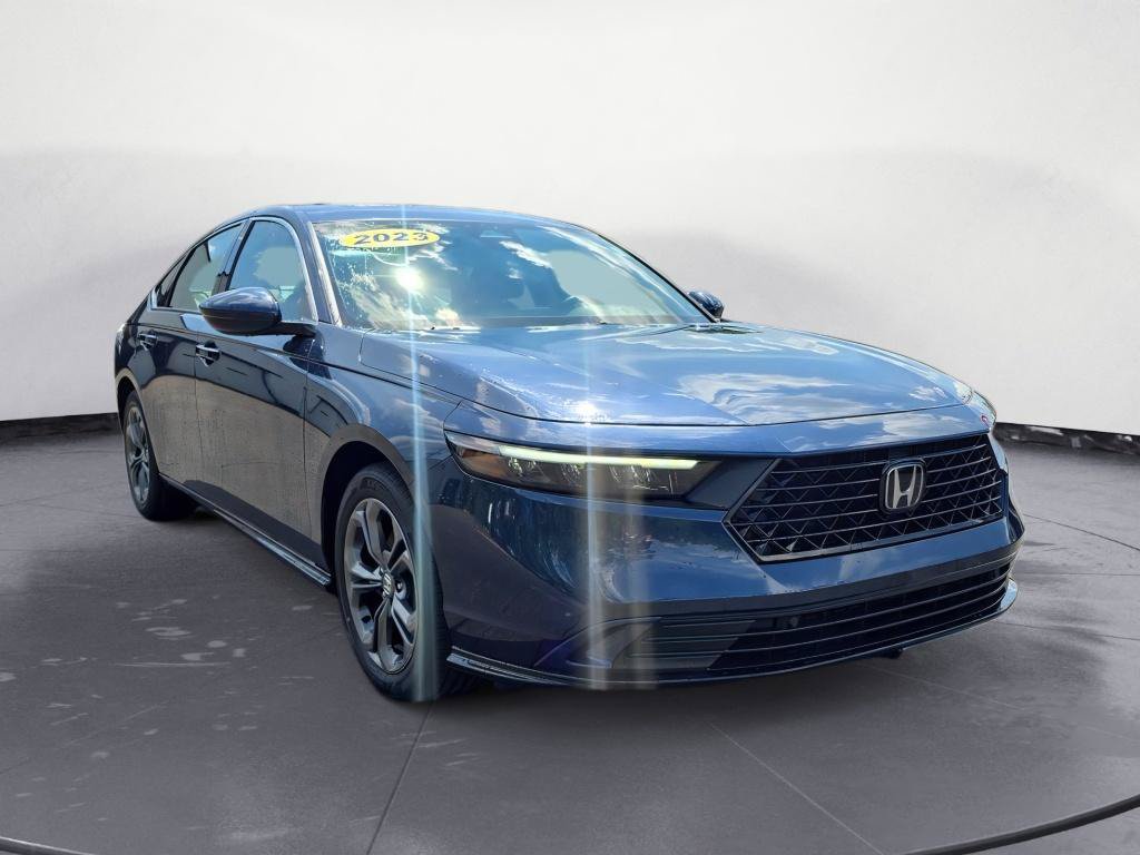 Used 2023 Honda Accord EX-L image 2