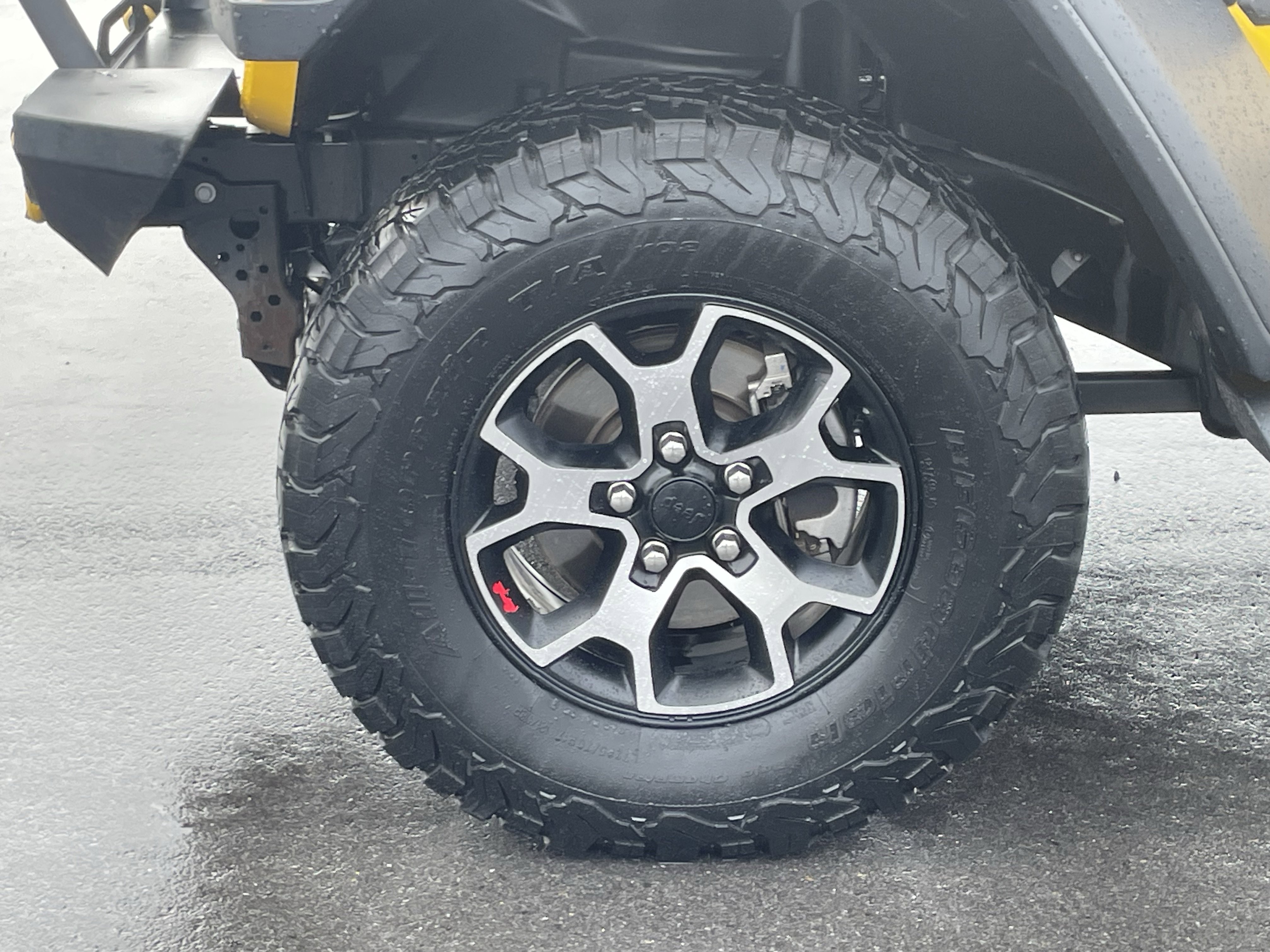 Used 2020 Jeep Wrangler Unlimited Rubicon w/ Dual Top Group image 11