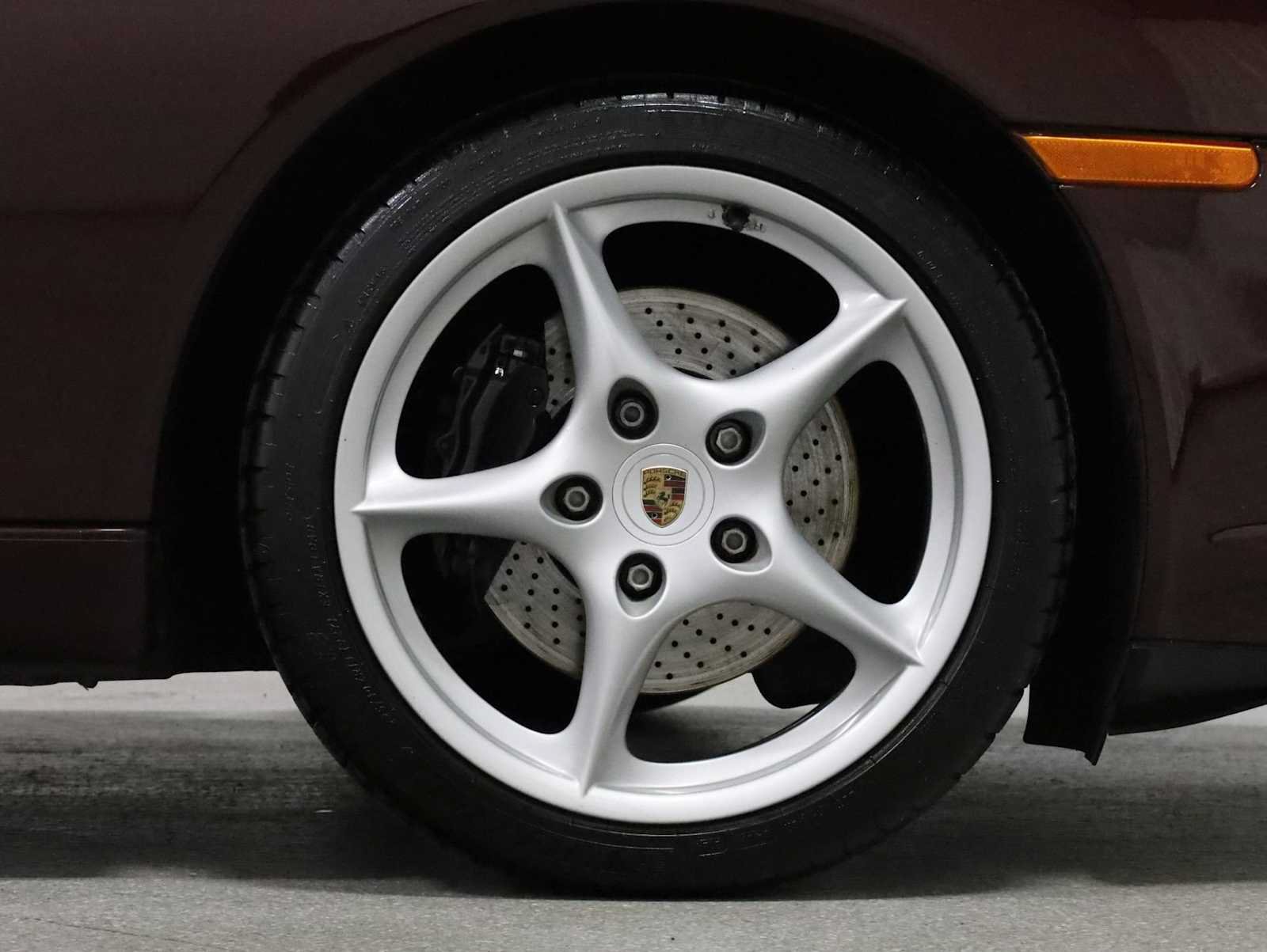 Used 2004 Porsche 911 Carrera RWD image 12