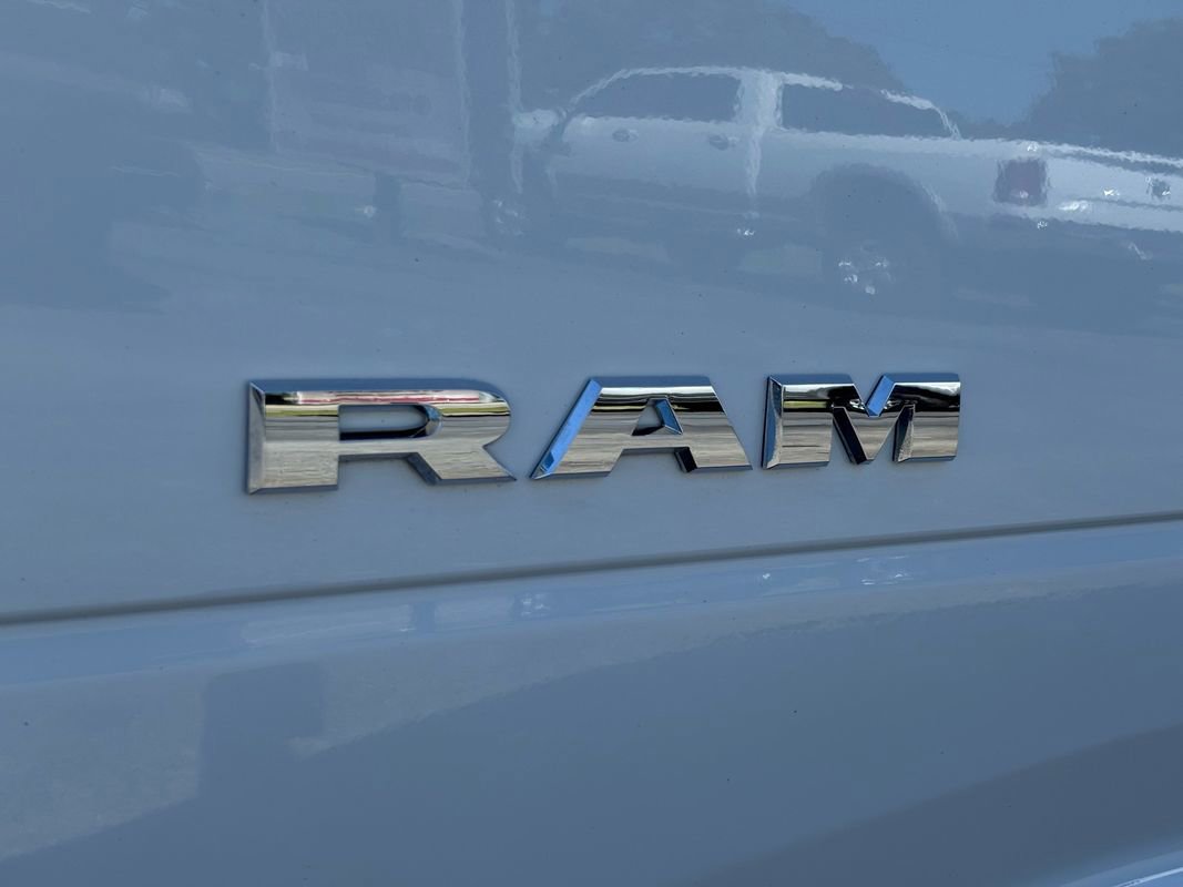 Used 2022 RAM 3500 Tradesman image 11