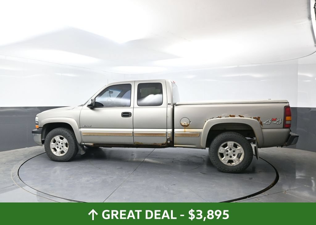 Used 2001 Chevrolet Silverado 1500 LS w/ Firm Ride Suspension Pkg AWD/4WD image 9