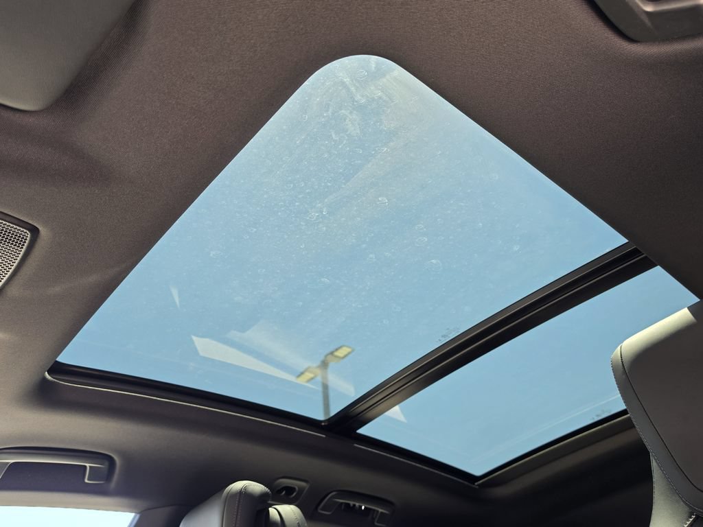New 2026 Porsche Macan Electric RWD image 15