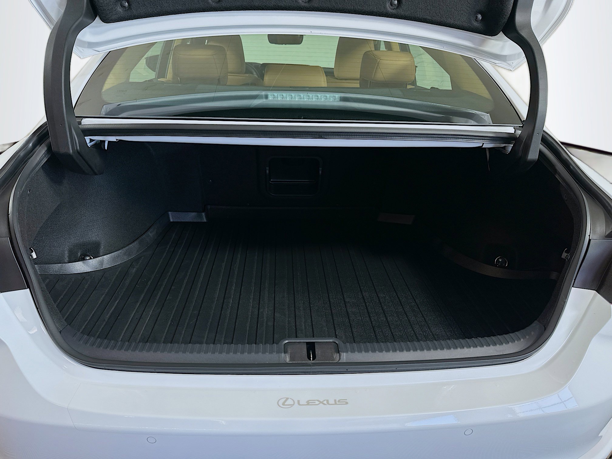 Certified 2025 Lexus ES 350 w/ Accessory Package (Z2) image 24