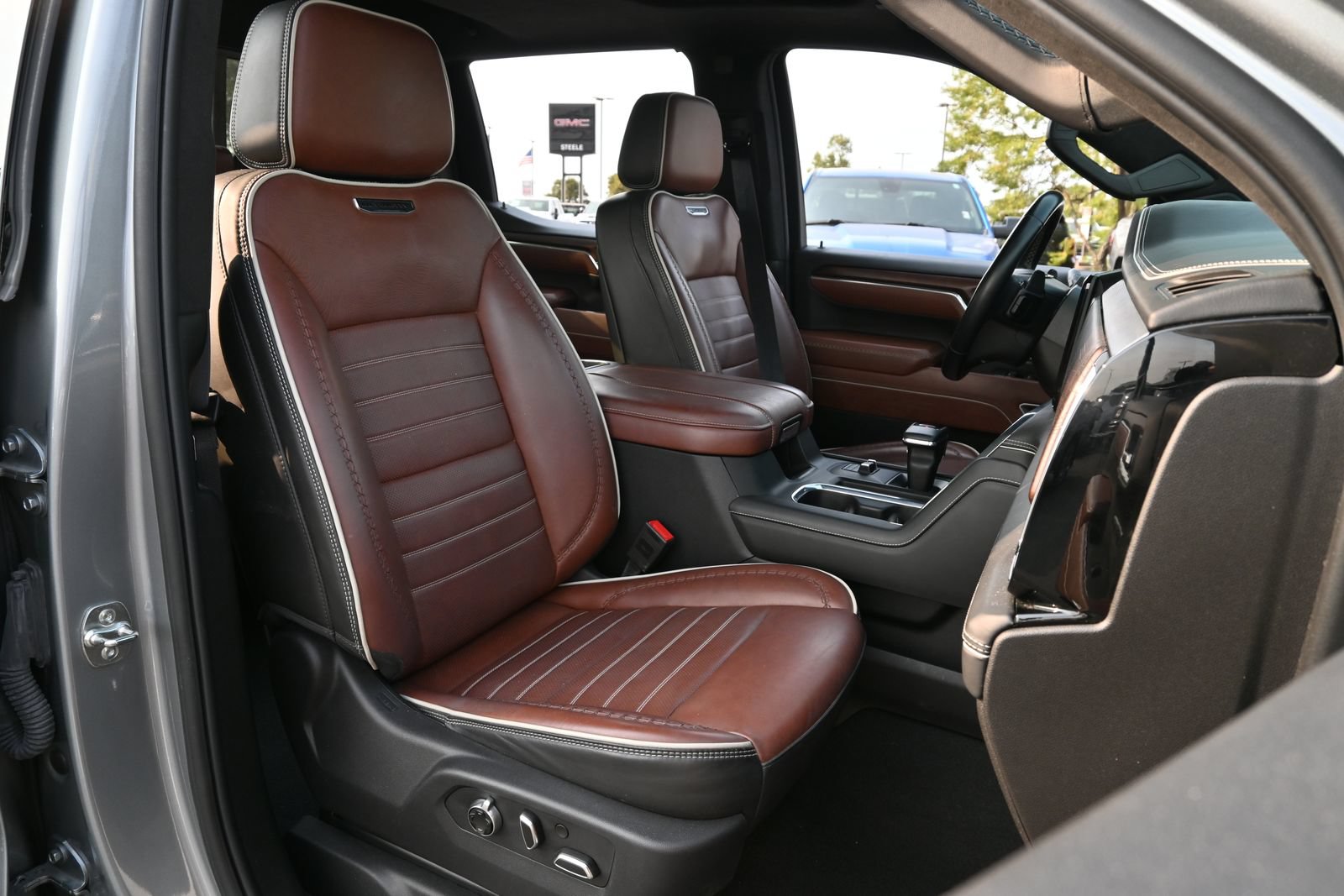 Used 2025 GMC Sierra 1500 Denali Ultimate AWD/4WD image 25