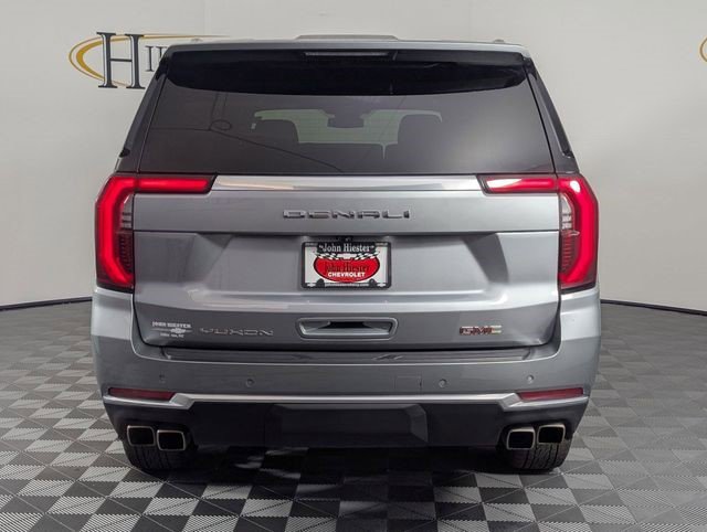 Certified 2025 GMC Yukon XL Denali AWD/4WD image 10