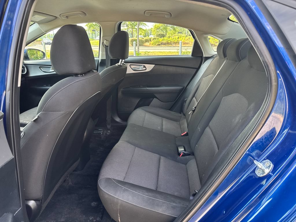 Used 2023 Kia Forte LXS w/ LXS Technology Package FWD image 32