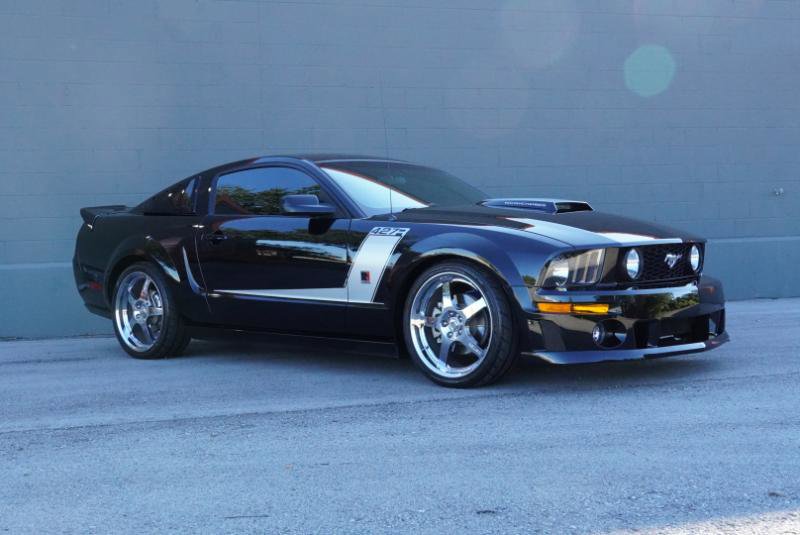 Used 2007 Ford Mustang GT image 3