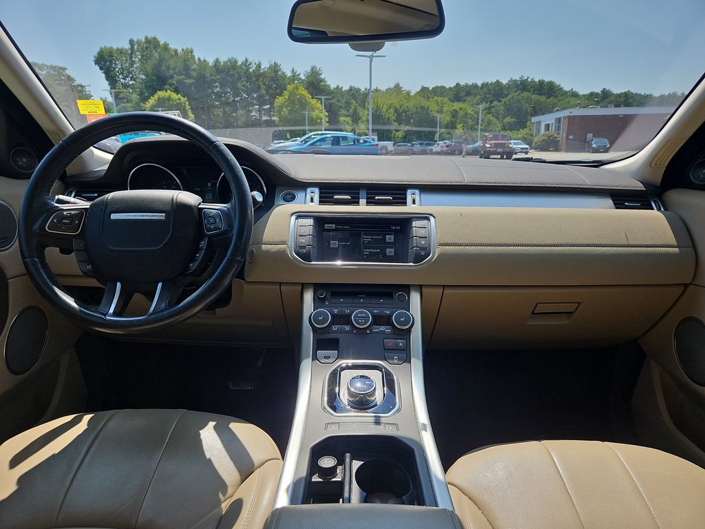 Used 2016 Land Rover Range Rover Evoque SE AWD/4WD image 4