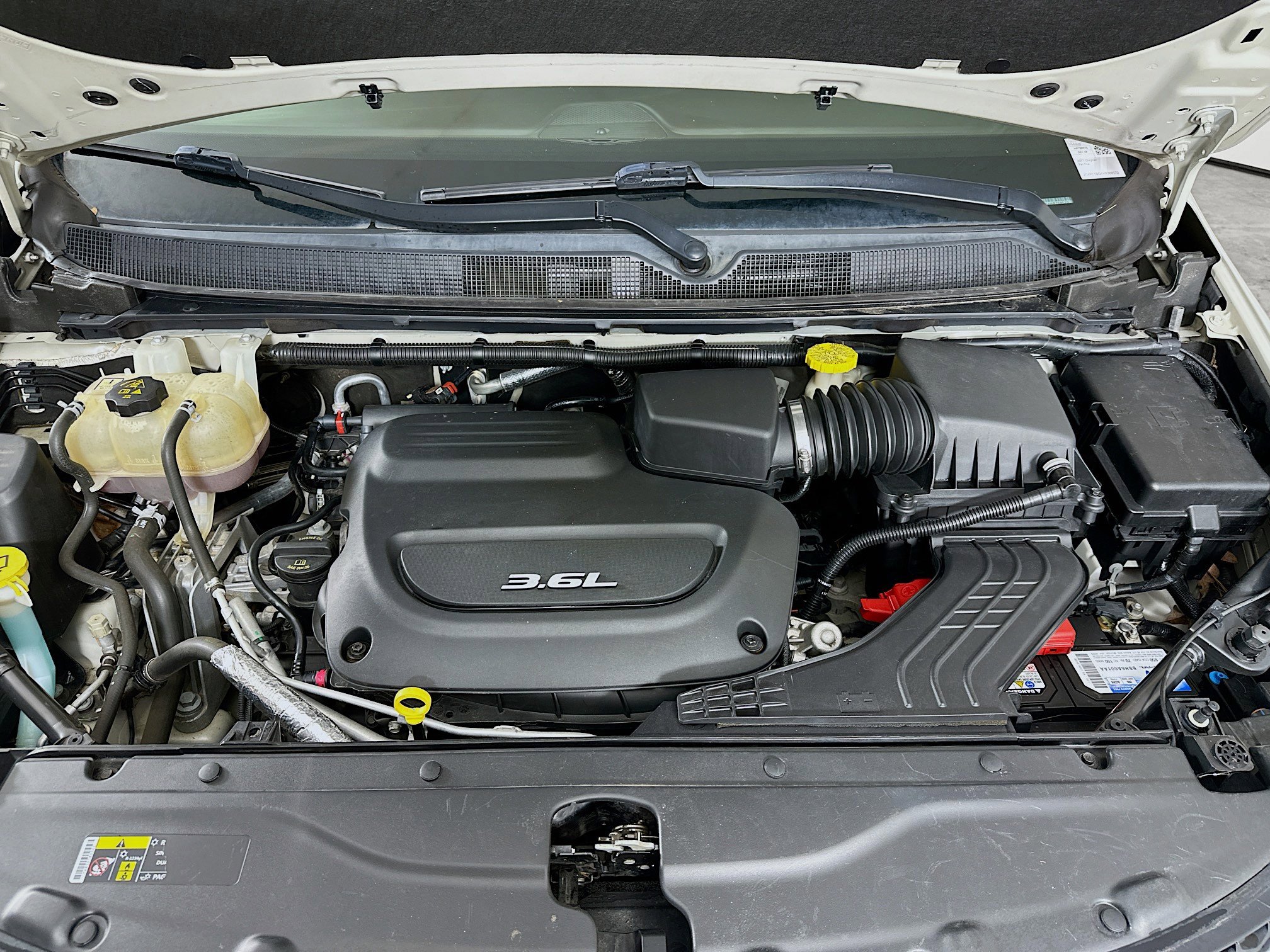 Used 2017 Chrysler Pacifica Touring-L w/ Tire & Wheel Group image 34