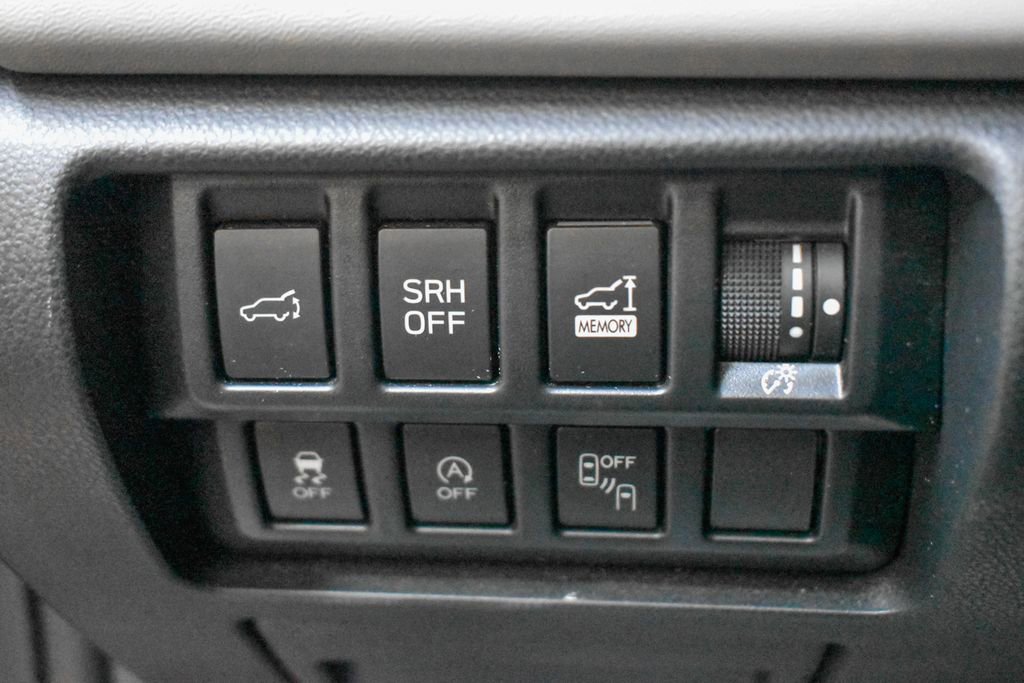 Used 2023 Subaru Forester Limited image 19