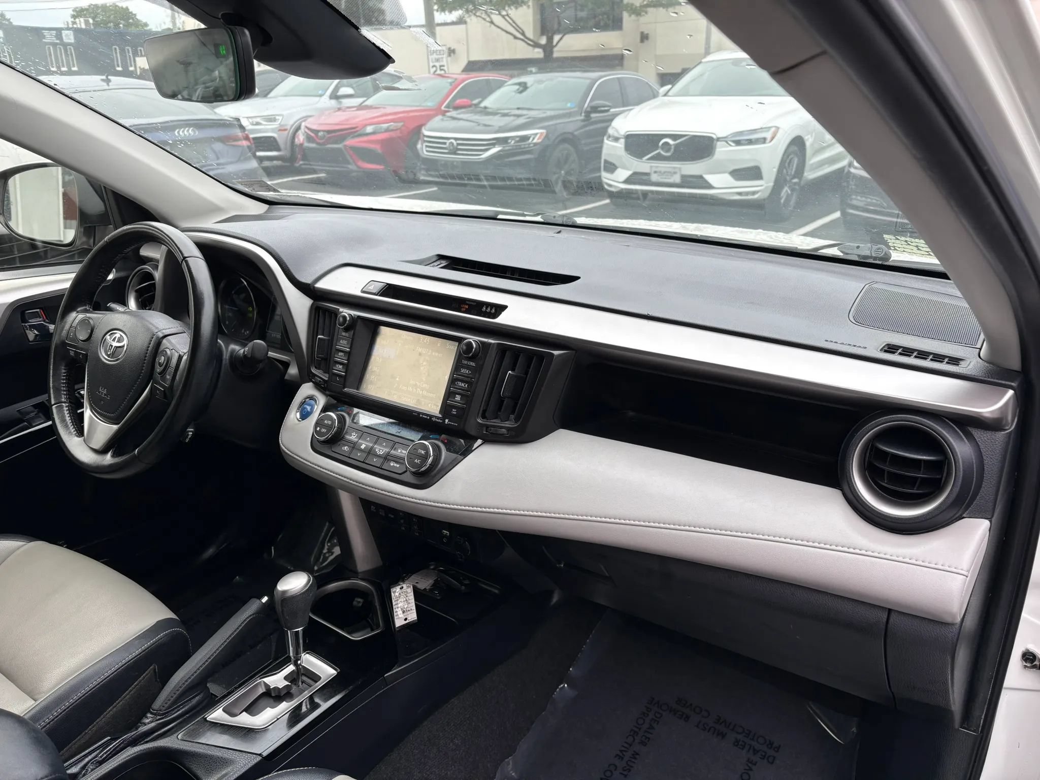 Used 2017 Toyota RAV4 Limited w/ All Weather Liner Package AWD/4WD image 11