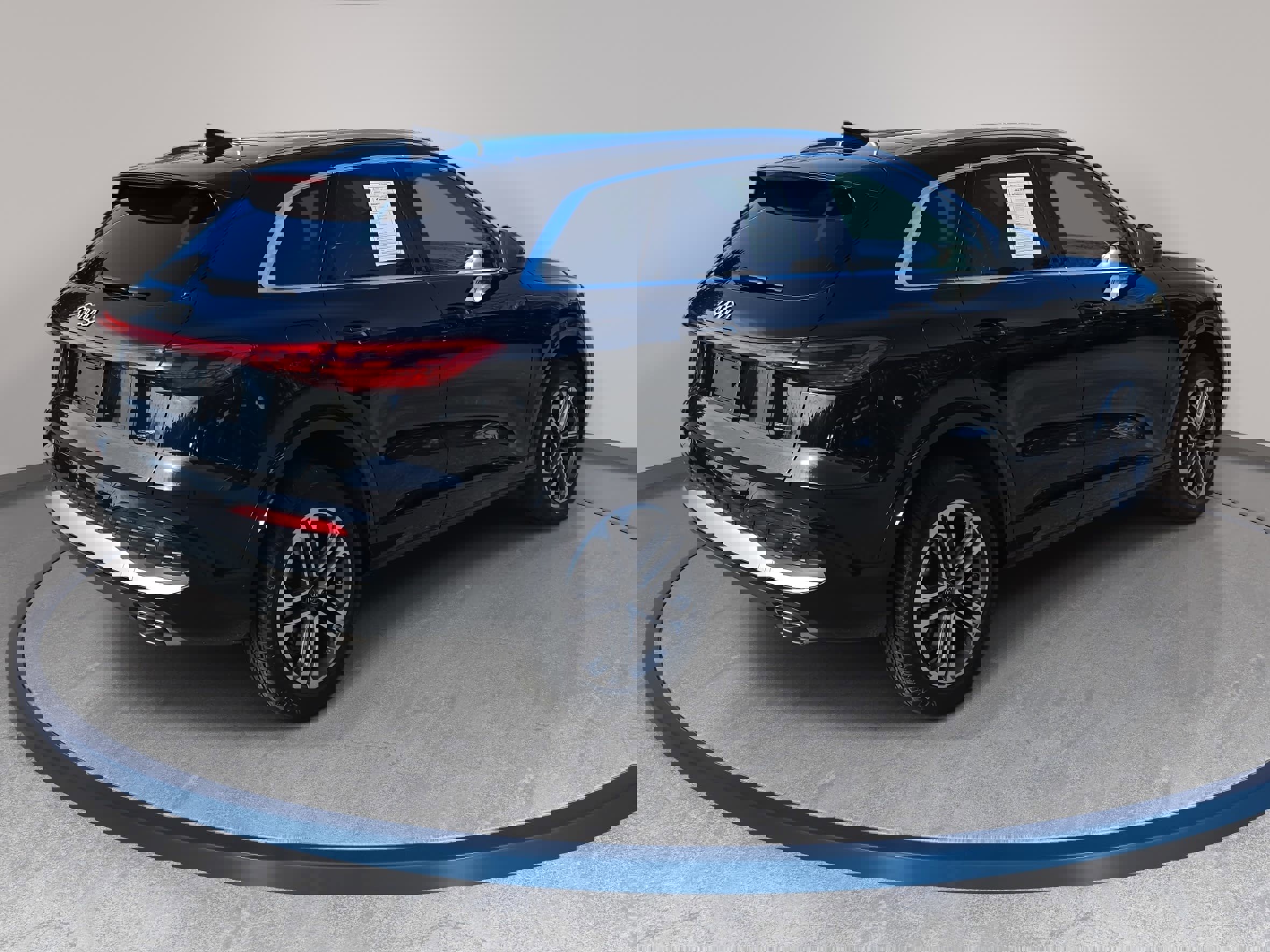 Certified 2025 Audi Q5 Premium Plus w/ Premium Plus image 5