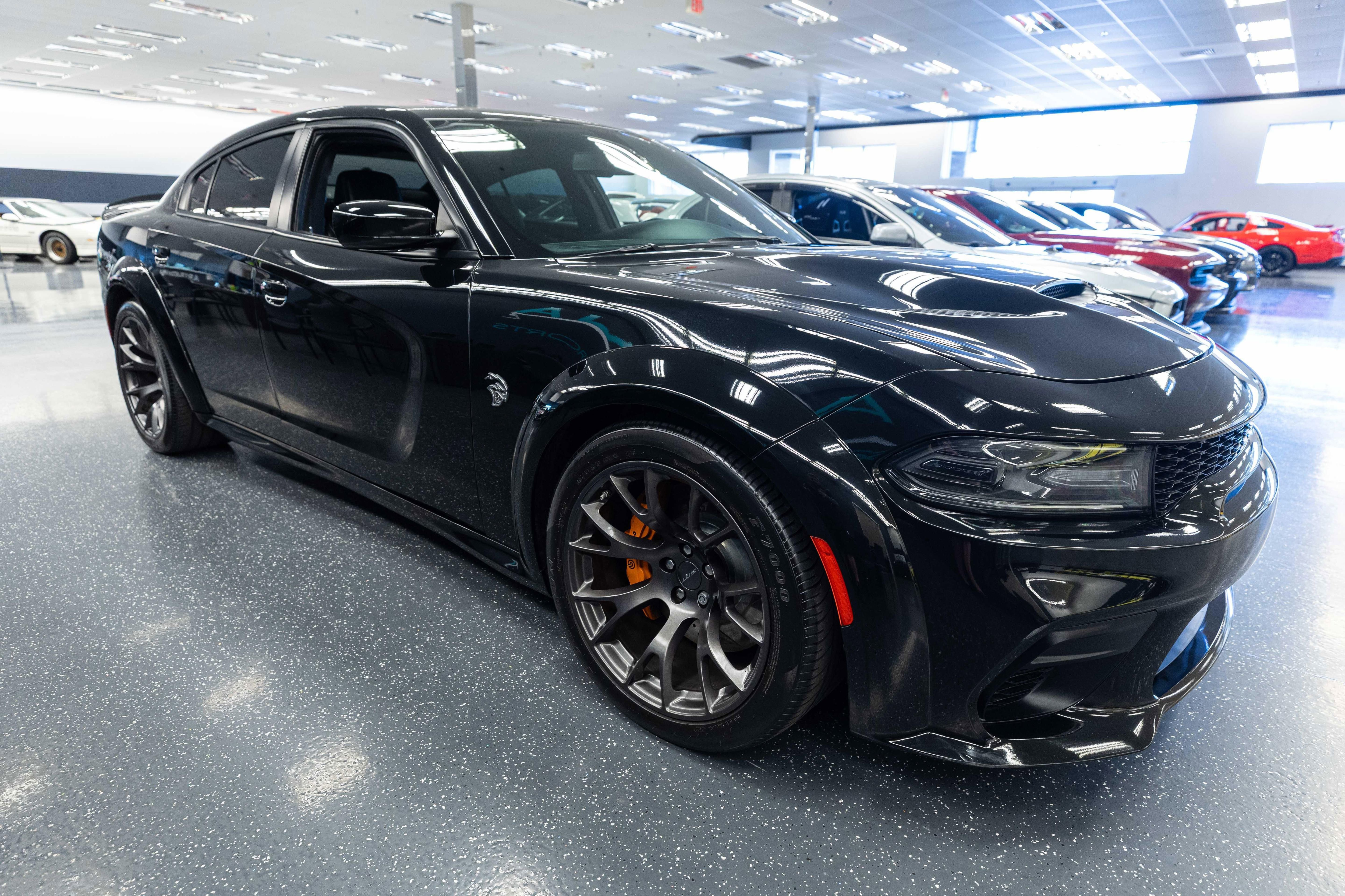 Used 2020 Dodge Charger SRT Hellcat w/ Harman/Kardon Audio Group RWD image 4
