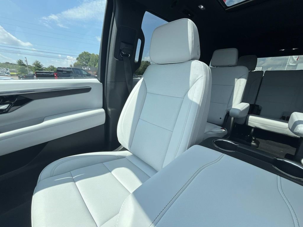 New 2025 Chevrolet Tahoe Premier w/ Sun And Tow Package image 28