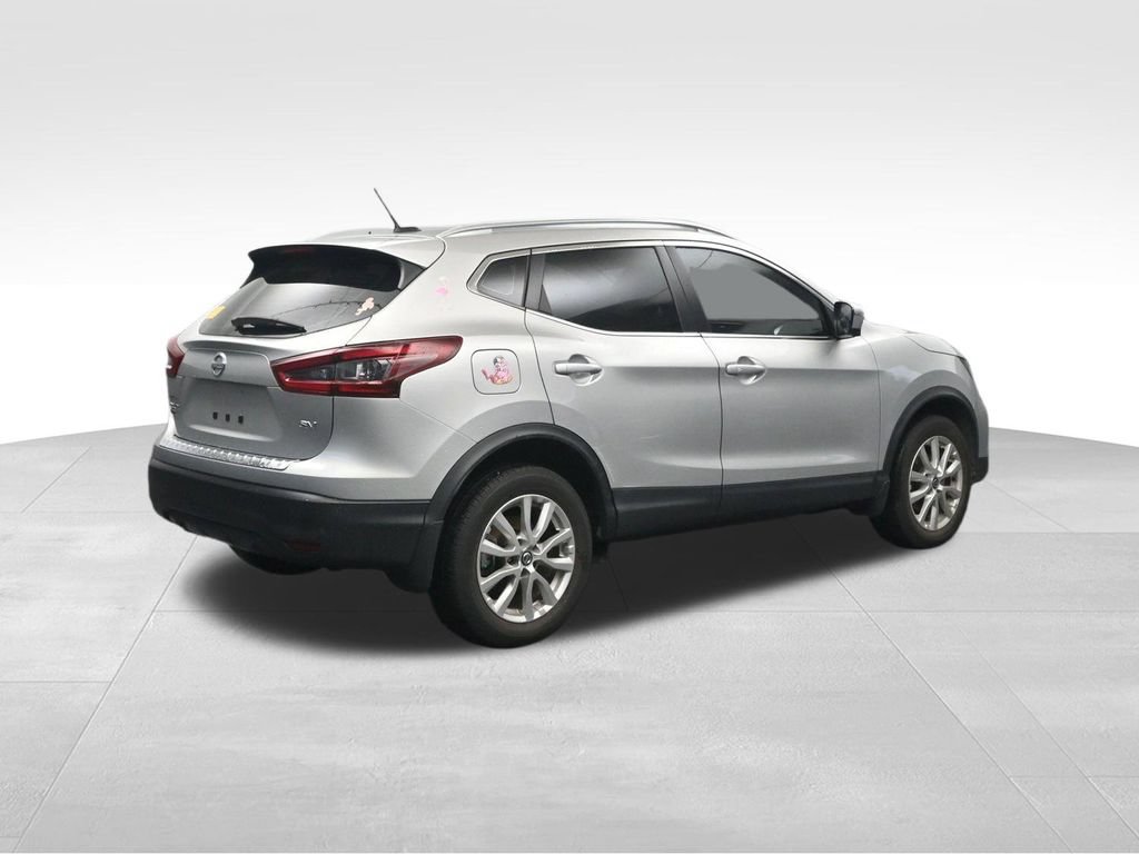 Used 2022 Nissan Rogue Sport SV w/ Technology Package FWD image 5