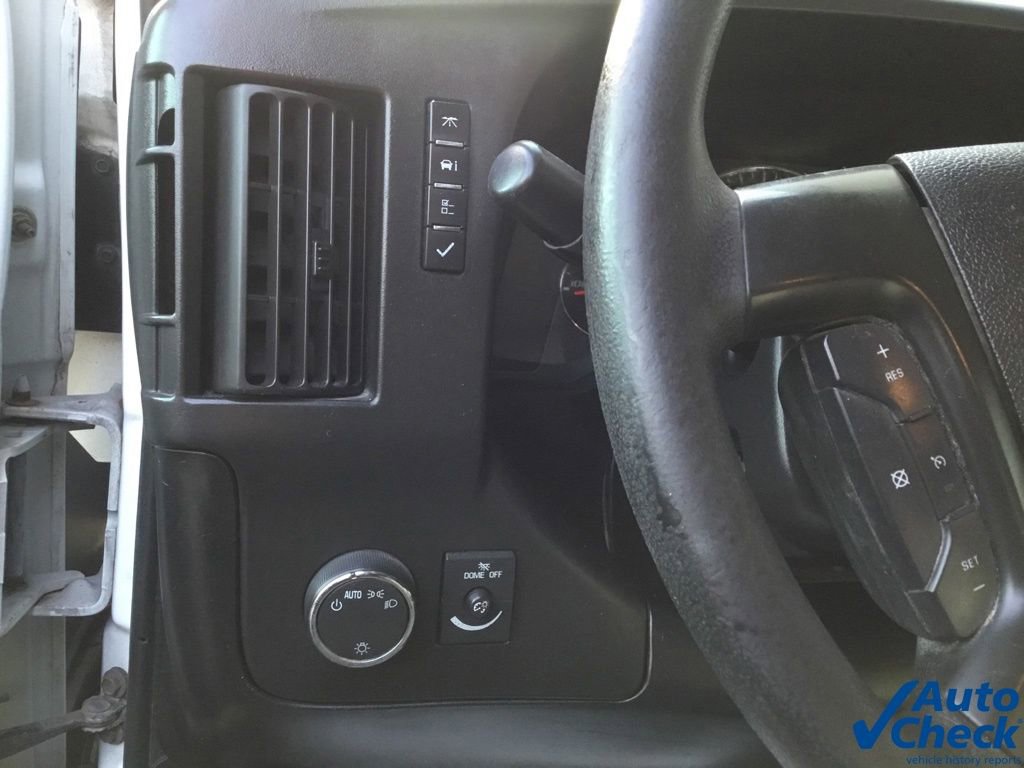 Used 2011 Chevrolet Express 3500 image 20