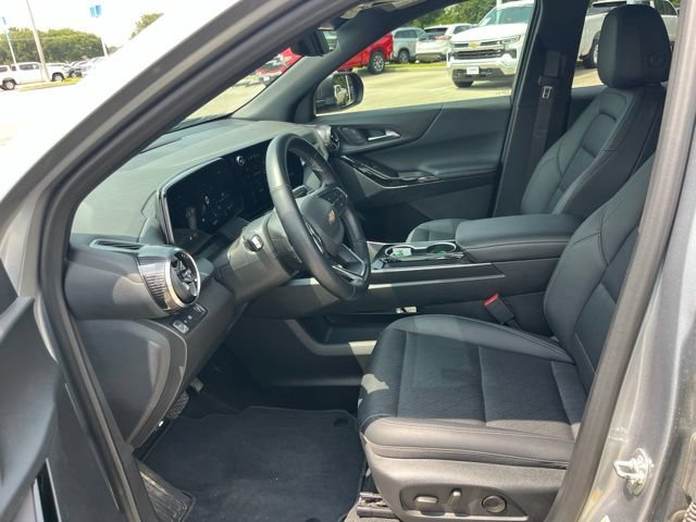 Used 2025 Chevrolet Equinox LT w/ Convenience Package II FWD image 15