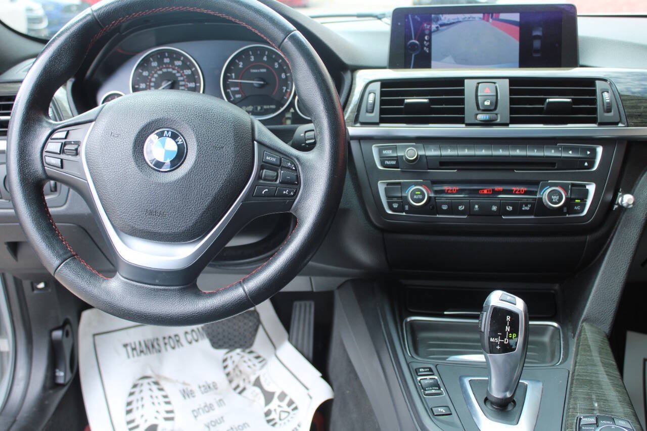 Used 2013 BMW 335i Sedan RWD image 14