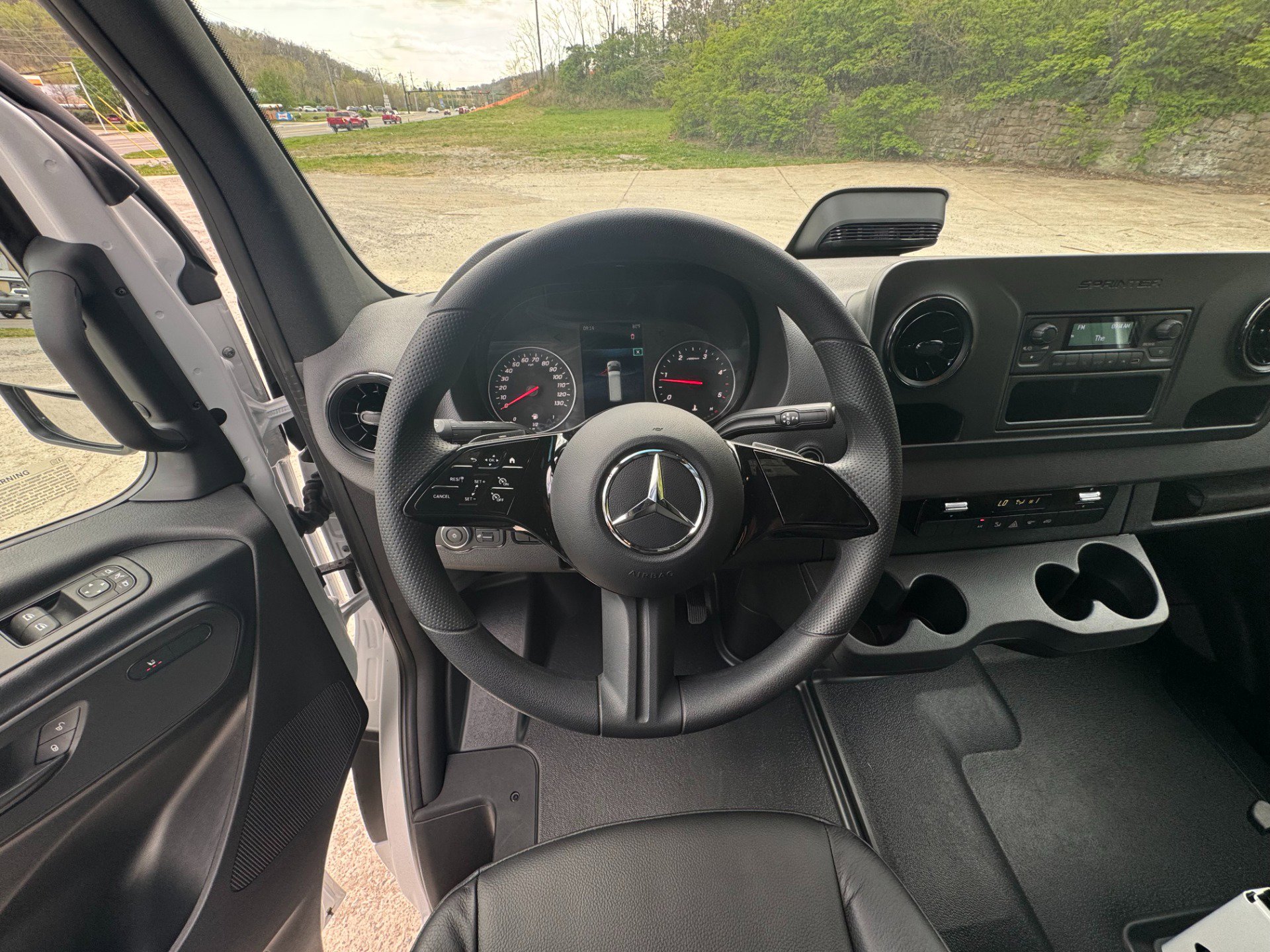 Used 2025 Mercedes-Benz Sprinter 2500 image 48