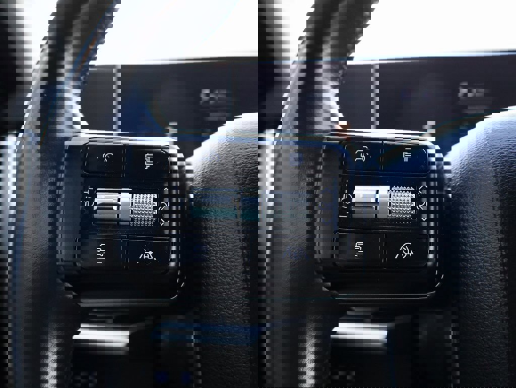 Used 2024 Hyundai Santa Fe SE image 28