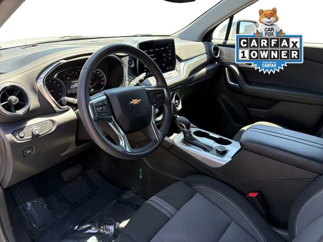 Used 2025 Chevrolet Blazer LT FWD image 12