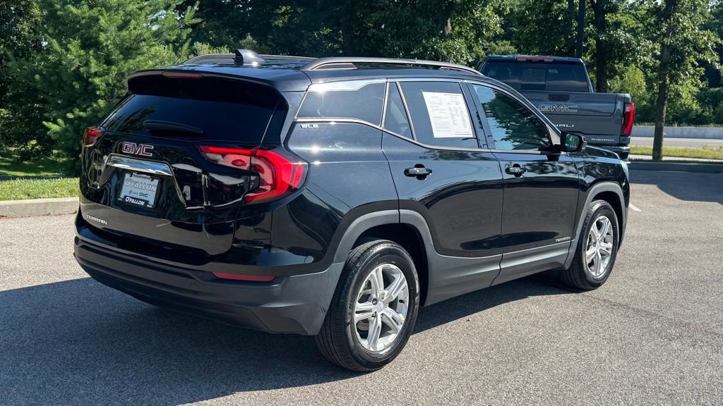 Used 2020 GMC Terrain SLE w/ Driver Convenience Package FWD image 3