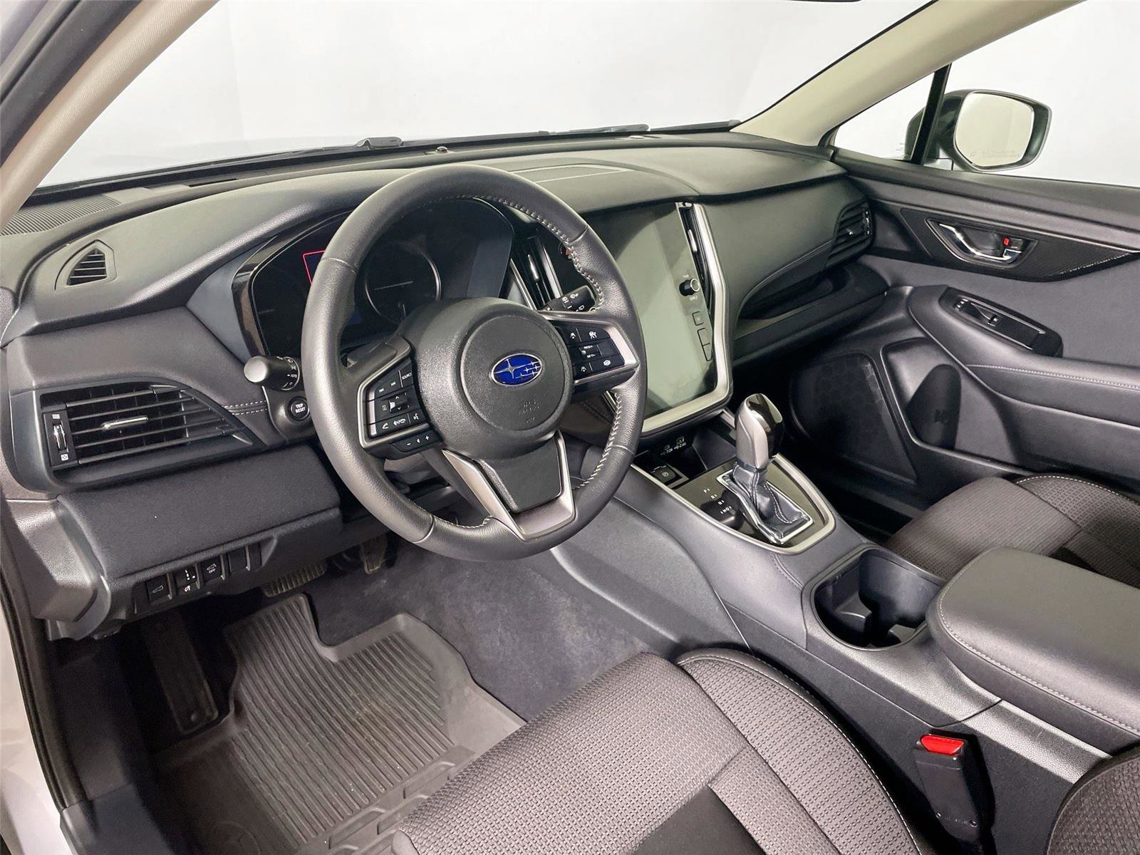 Used 2025 Subaru Outback Premium image 24