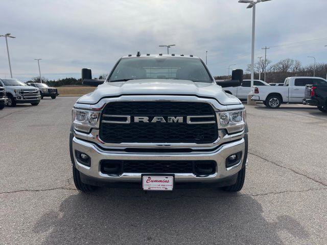 Used 2022 RAM 4500 Tradesman w/ Chrome Appearance Group AWD/4WD image 2