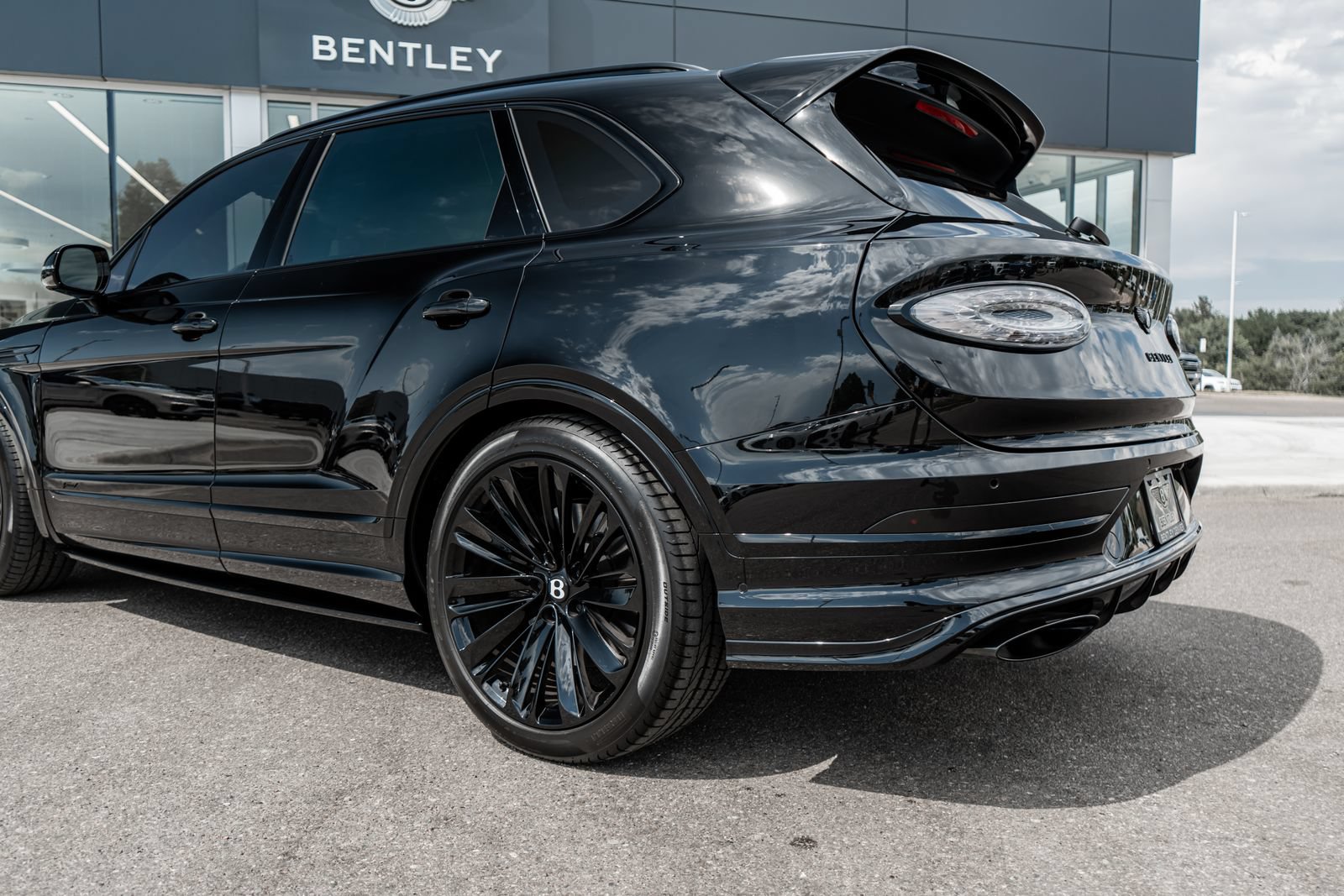 Certified 2026 Bentley Bentayga Speed AWD/4WD image 9