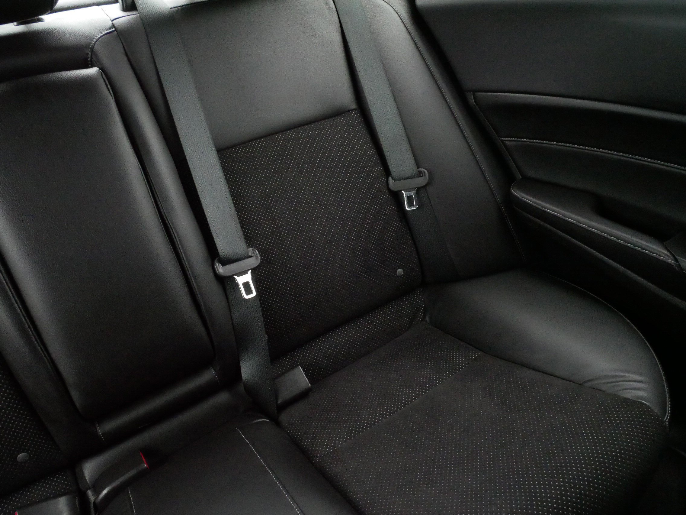 Used 2016 Acura ILX w/ Technology Plus & A-SPEC image 14