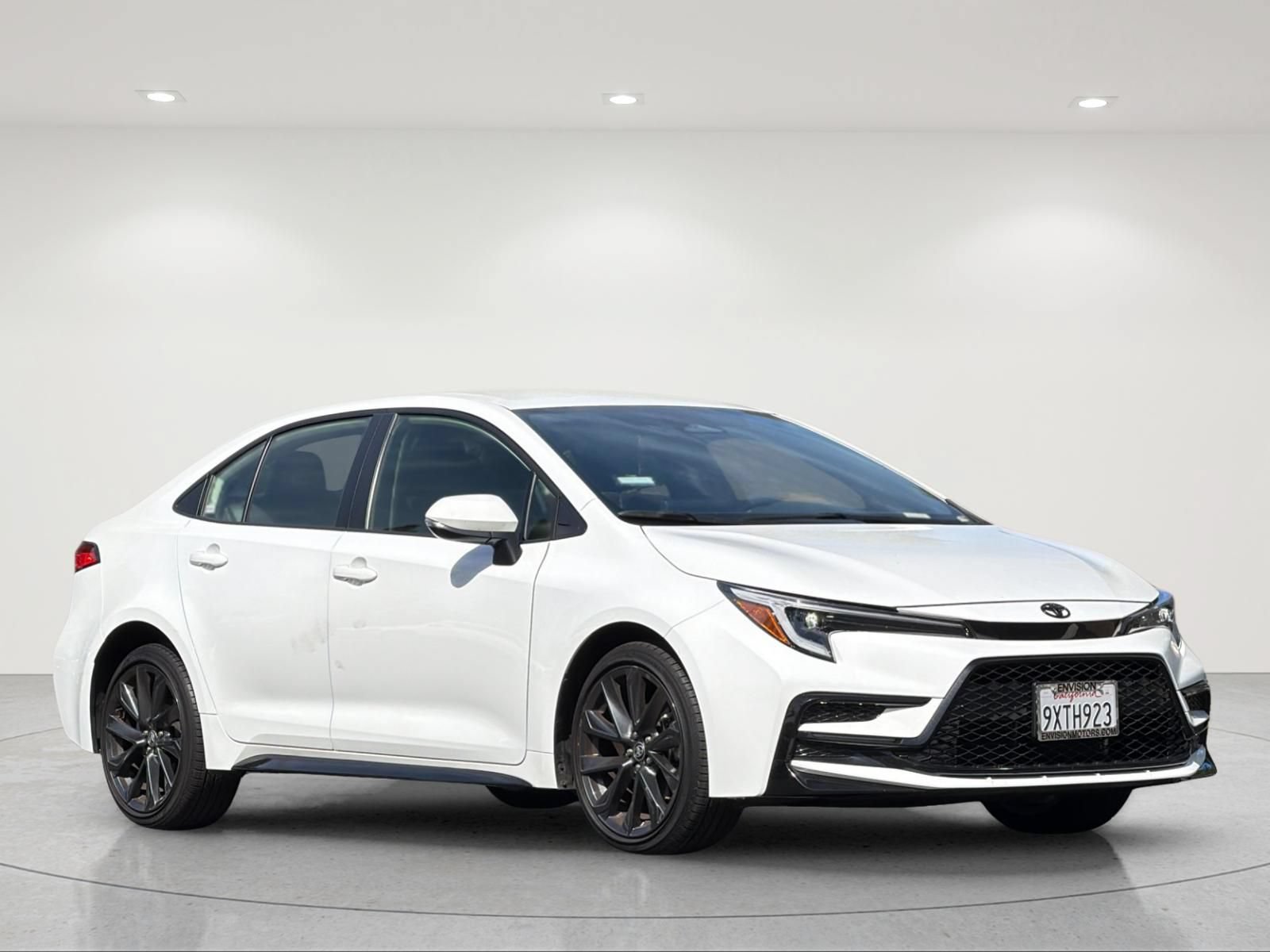 Used 2026 Toyota Corolla SE FWD image 7