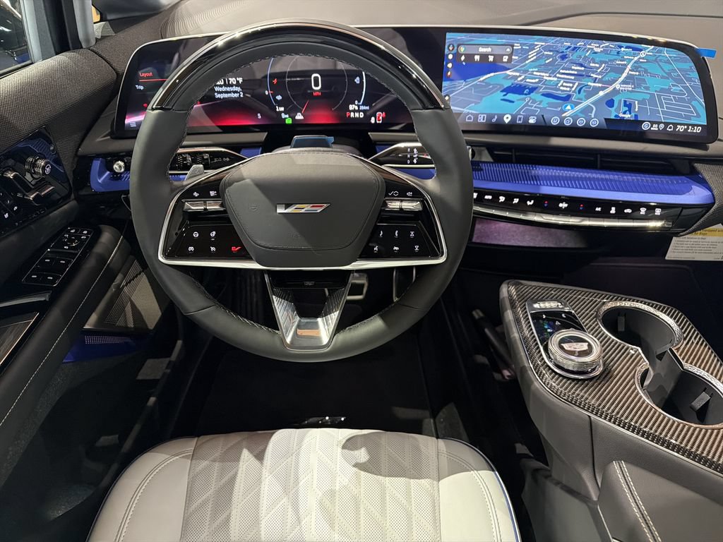 New 2027 Cadillac Optiq V w/ Deep Ocean Design Edition AWD/4WD image 12