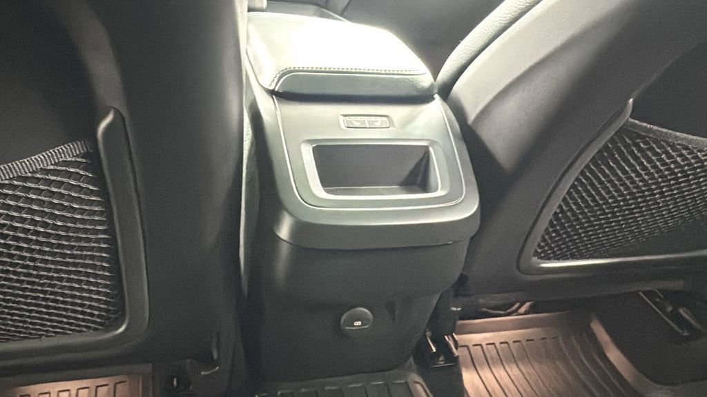 Used 2023 Volvo XC60 B5 Plus w/ Climate Package image 34