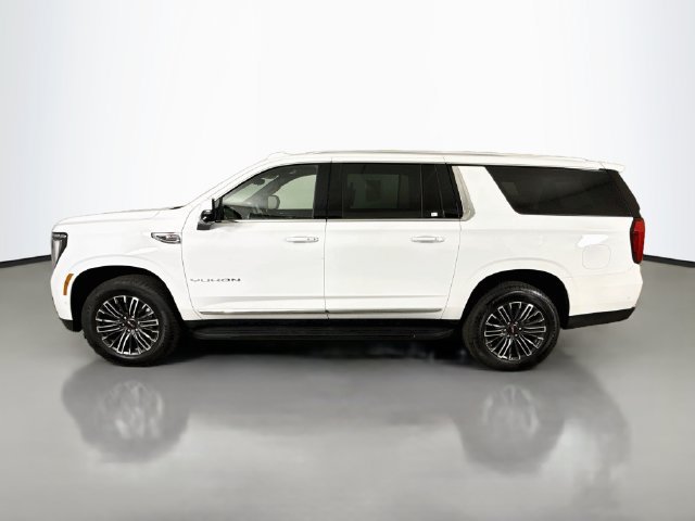 Used 2026 GMC Yukon XL Elevation w/ Elevation Premium Package AWD/4WD image 4