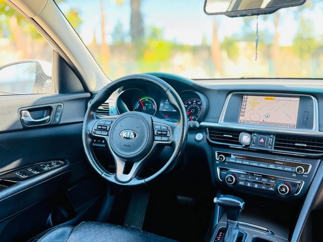 Used 2018 Kia Optima EX image 24