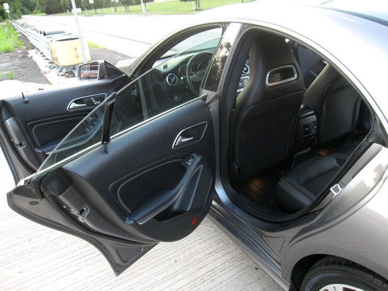 Used 2018 Mercedes-Benz CLA 250 4MATIC image 26