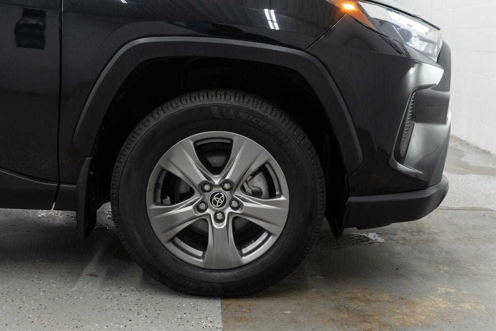 Used 2025 Toyota RAV4 XLE w/ Convenience Package AWD/4WD image 35