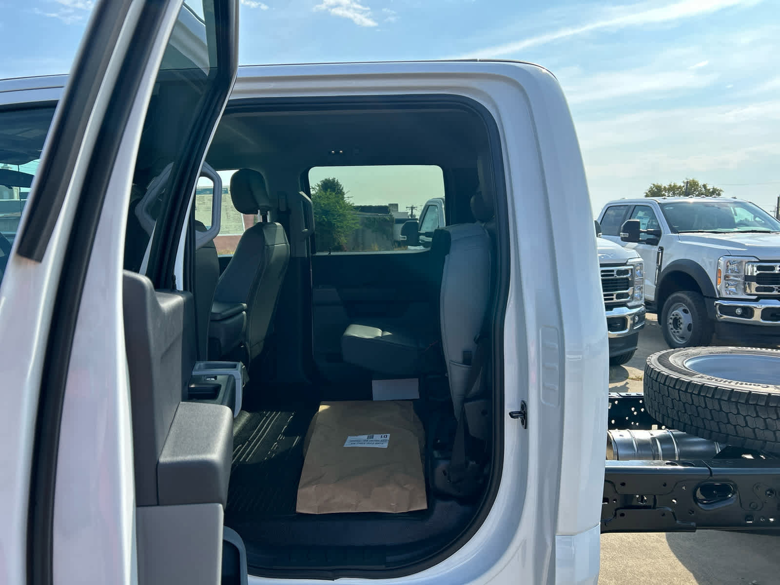 New 2026 Ford F550 XL image 7