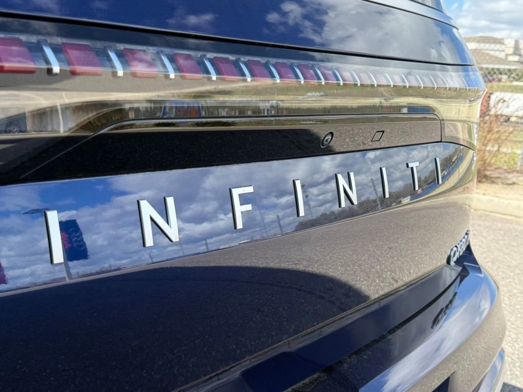 Used 2025 INFINITI QX80 Pure image 50