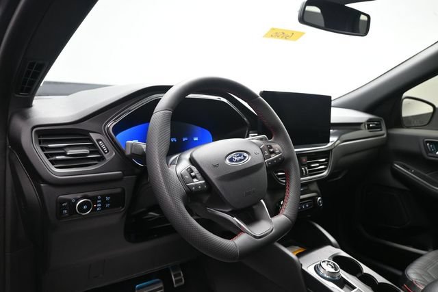 Certified 2023 Ford Escape ST-Line Elite w/ Premium Technology Package AWD/4WD image 11