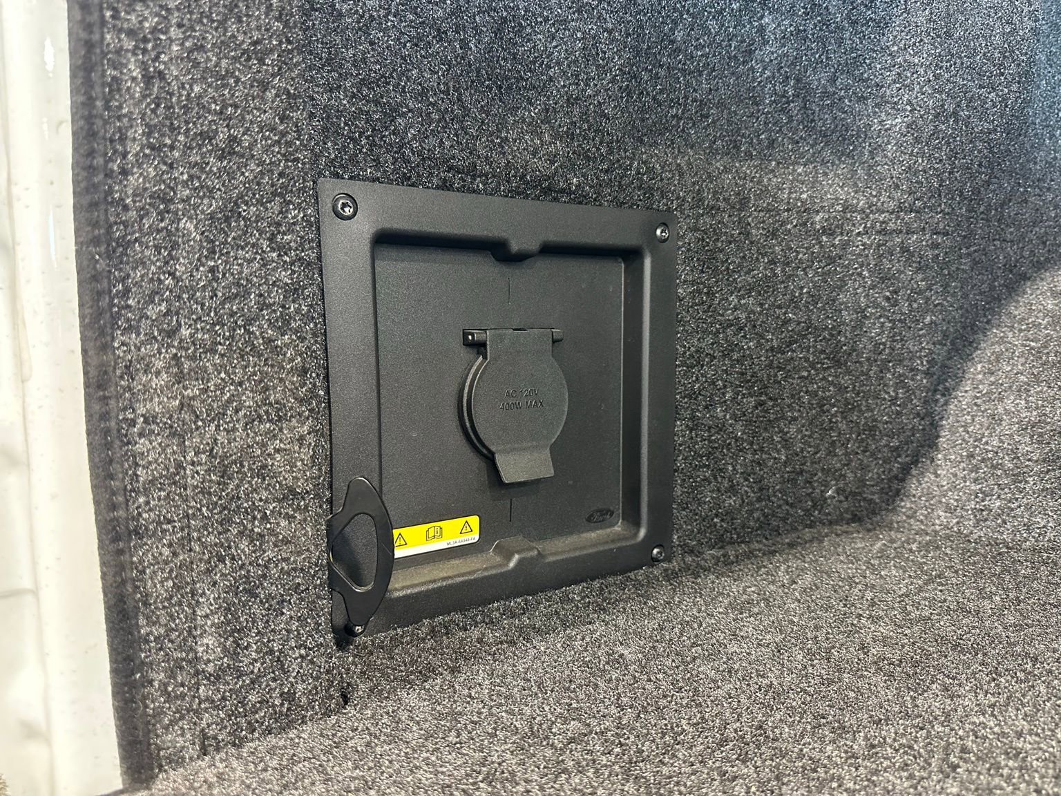 Used 2025 Ford F150 Lariat w/ Equipment Group 502A High image 56