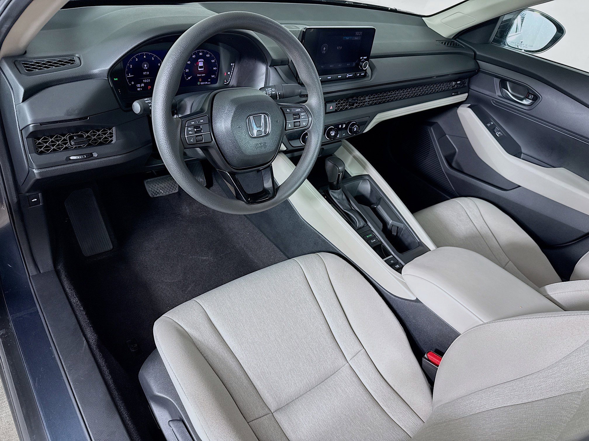 Certified 2025 Honda Accord LX image 8